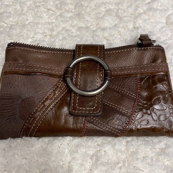 Womens What Vintage Are You Fossil genuine leather wallet - Picture 1 of 8